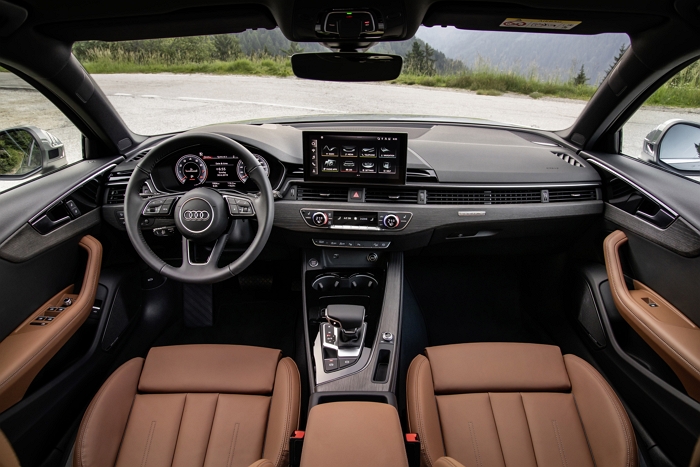 Audi-A4-allroad-quattro-interior